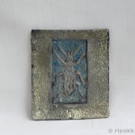 Kovakuoriainen - vaalea koristelaatta - rakukeramiikka, koristelaatta, hyönteinen, kovakuoriainen, keramiikkalaatta, laatta